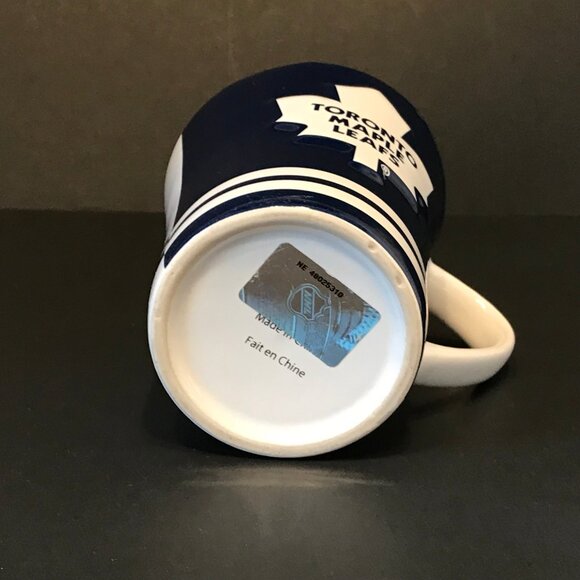Toronto Maple Leaf NHL Ceramic Mug - Picture 6 of 6